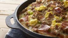 Queso Breakfast Pizza